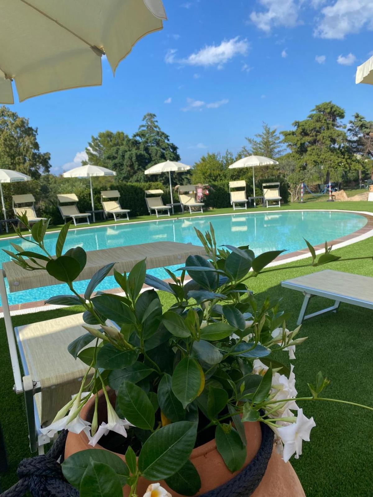 Hotel Cala Mirto Budoni Zewnętrze zdjęcie